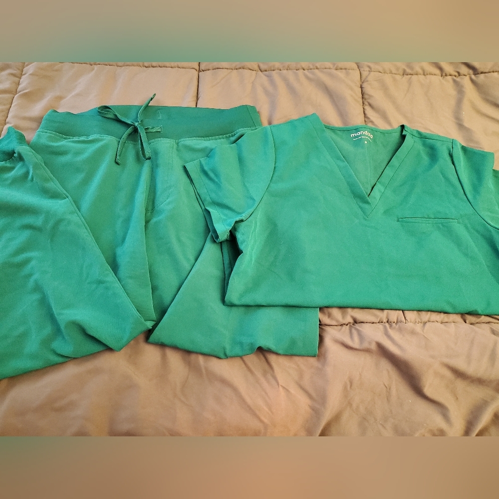 Mandala scrubs set